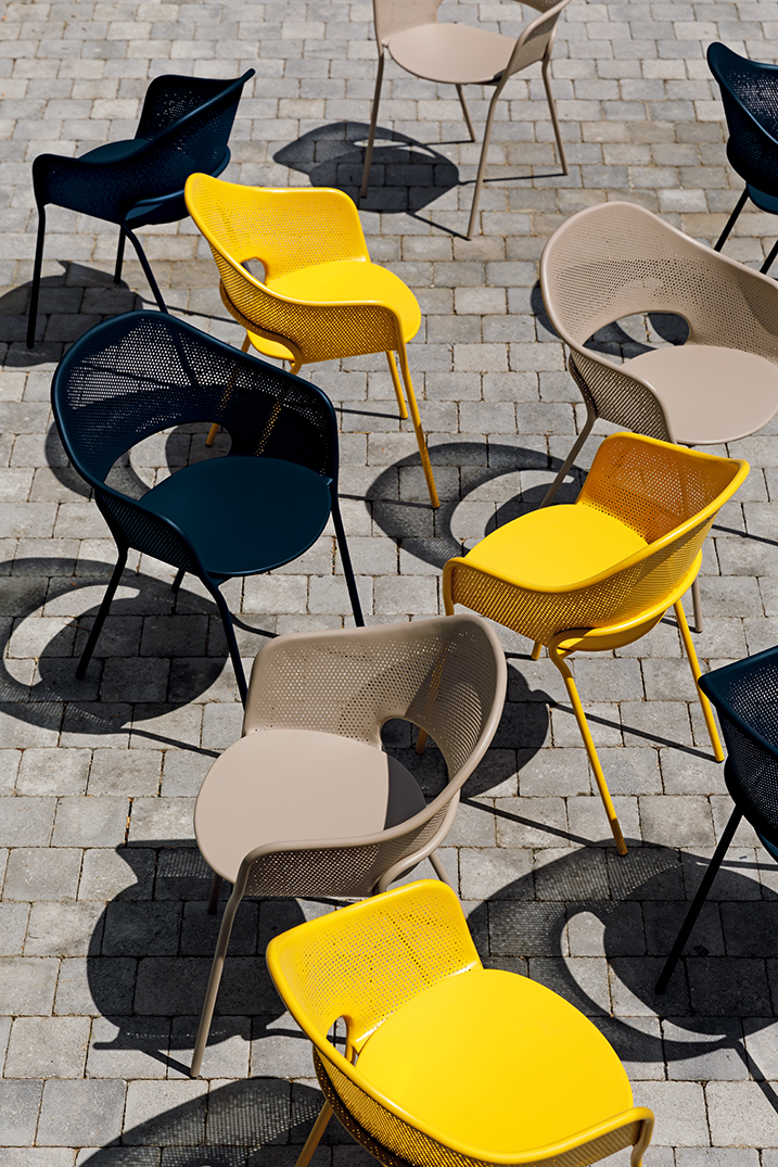 chaise metal, chaise design, chaise terrasse, terrasse restaurant, patrick jouin